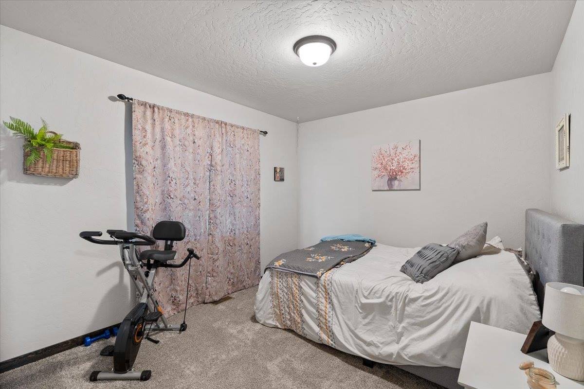 6104 Irish Circle, Rathdrum, ID 83858