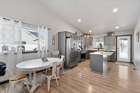 6104 Irish Circle, Rathdrum, ID 83858