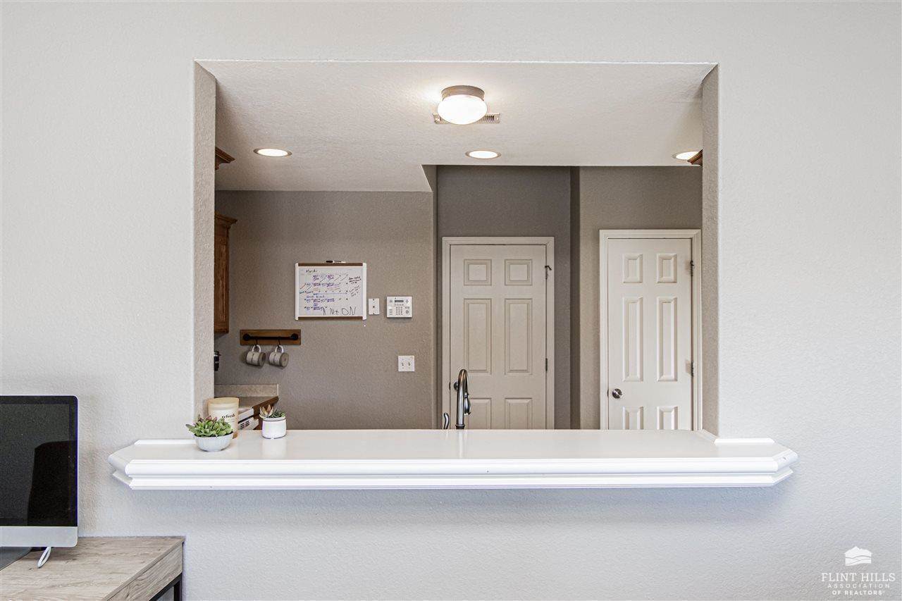 1715 Lydia Lane, Junction City, KS 66441