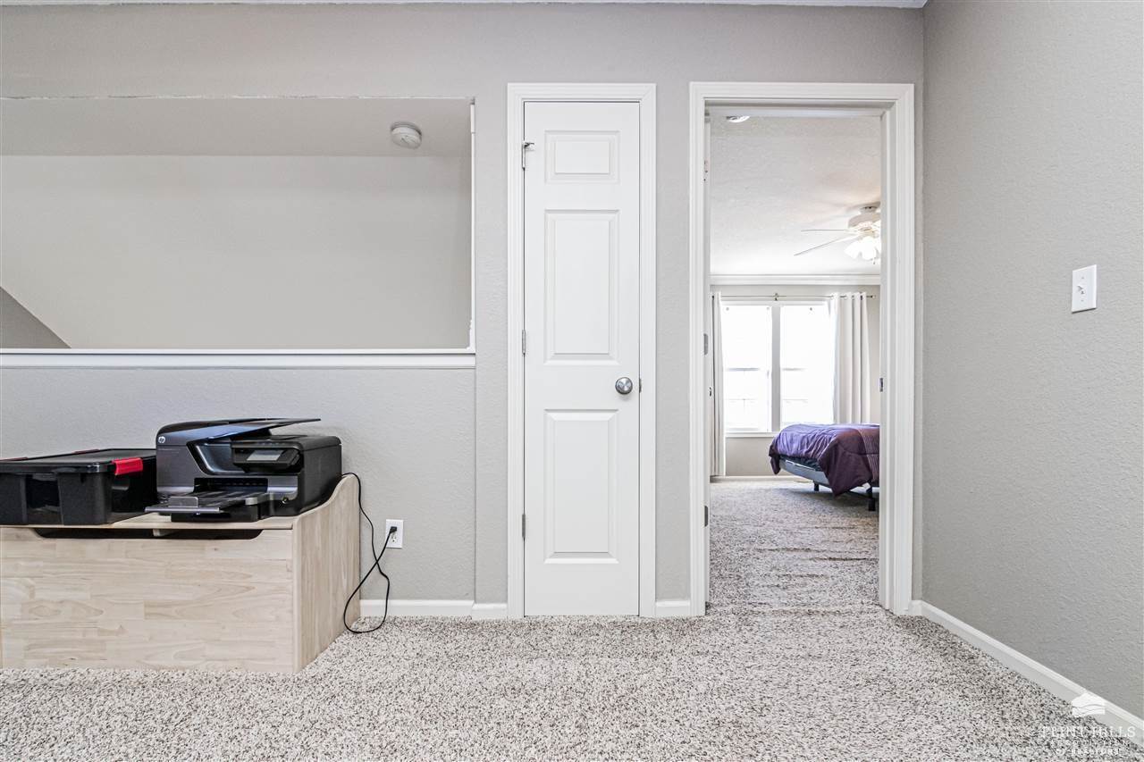 1715 Lydia Lane, Junction City, KS 66441