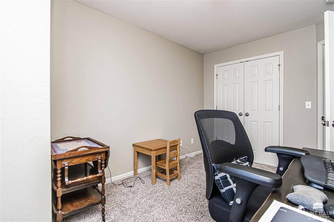 1715 Lydia Lane, Junction City, KS 66441