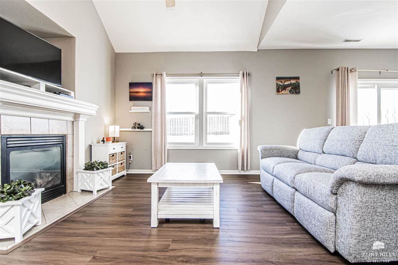 1715 Lydia Lane, Junction City, KS 66441