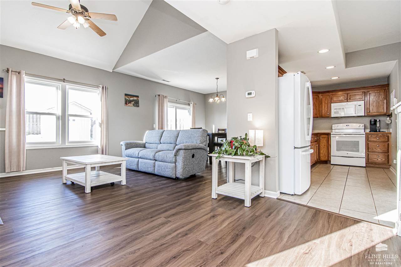 1715 Lydia Lane, Junction City, KS 66441