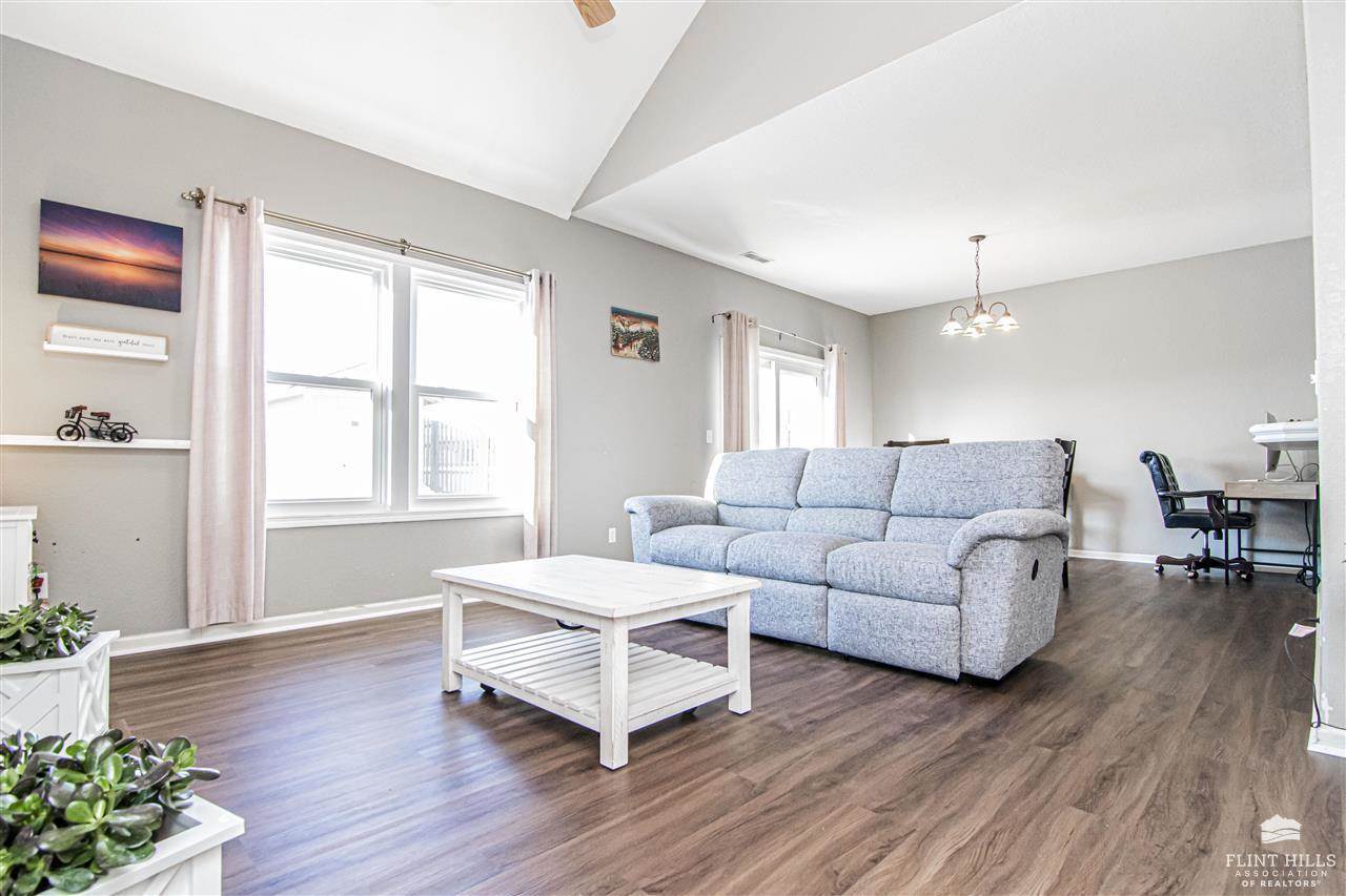 1715 Lydia Lane, Junction City, KS 66441