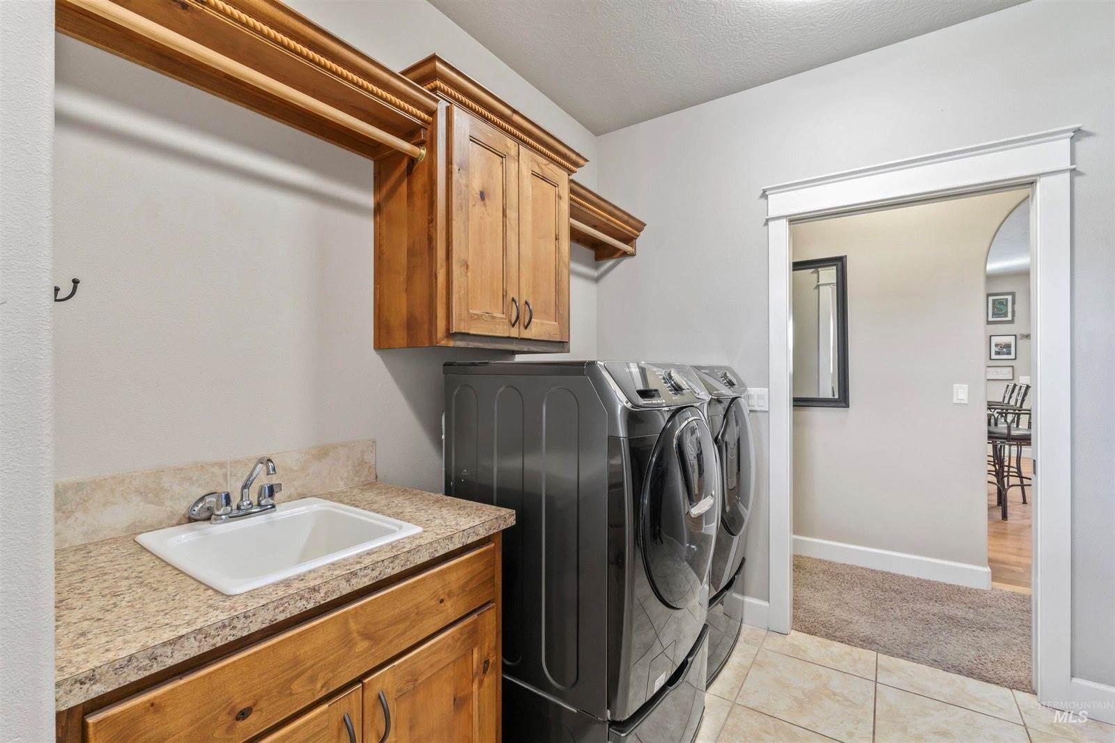 3021 S Flathead Place, Nampa, ID 83686