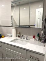 73 Gina Court, Staten Island, NY 10314