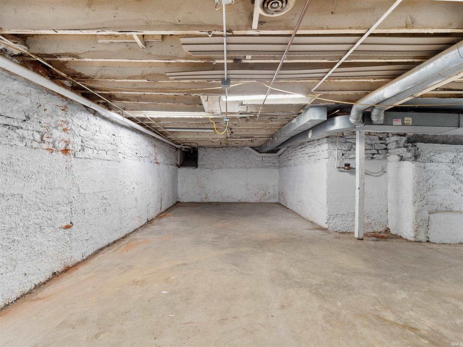 1332 W Main Street, Fort Wayne, IN 46808