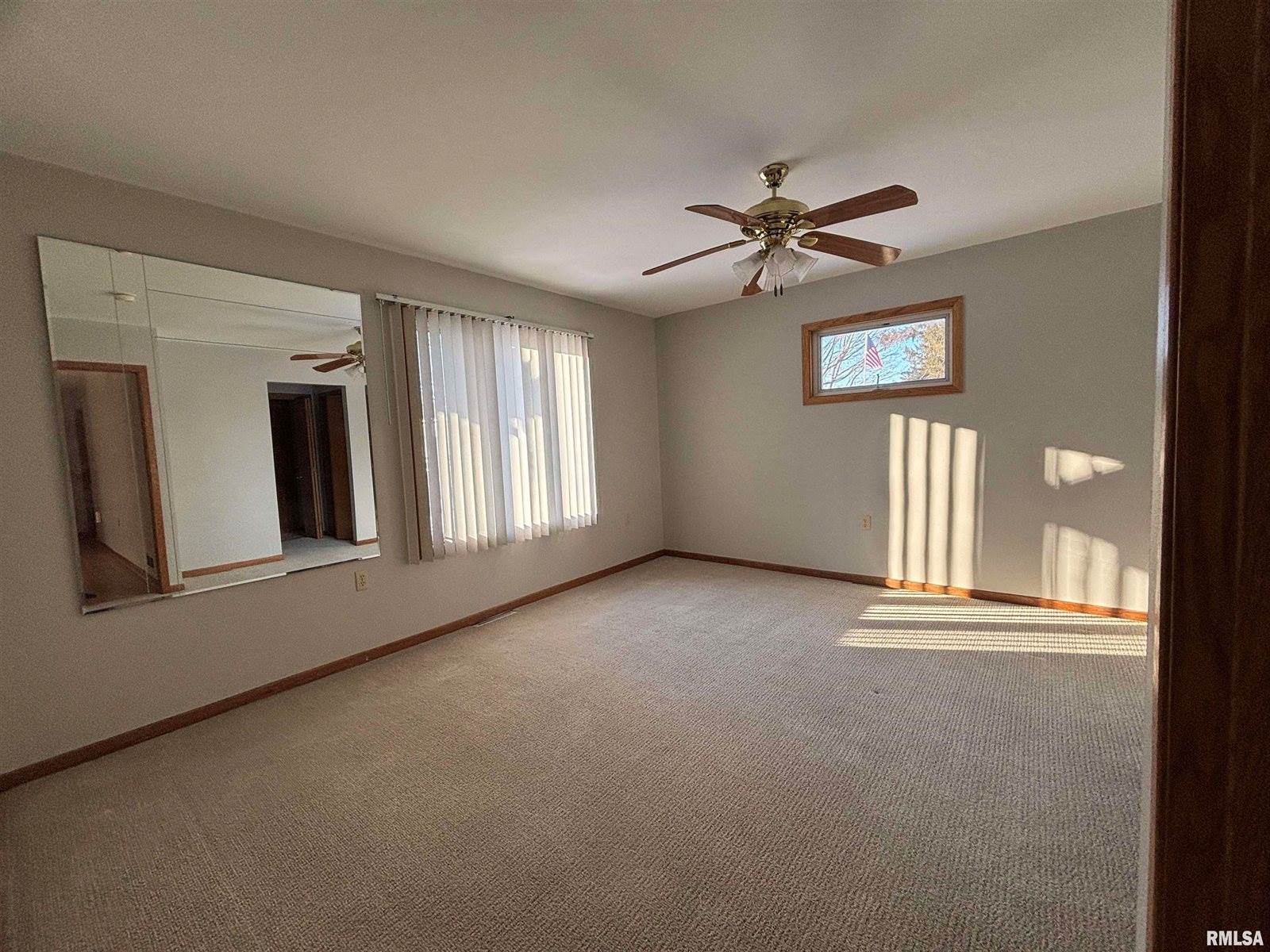 626 3rd Avenue, De Witt, IA 52742