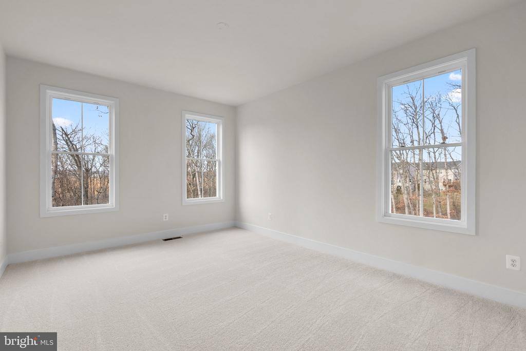 117 Hourglass Ln, Stephenson, VA 22656