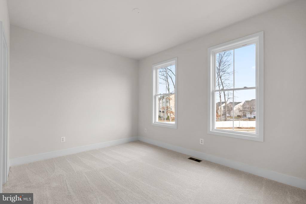 117 Hourglass Ln, Stephenson, VA 22656