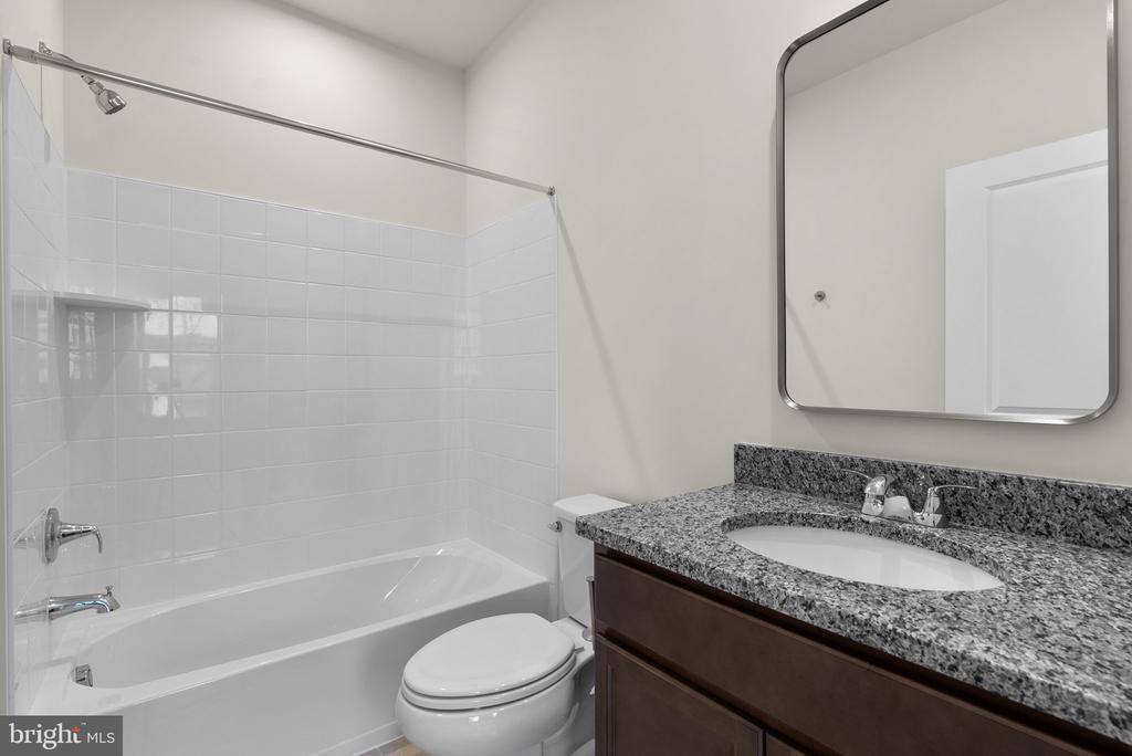 117 Hourglass Ln, Stephenson, VA 22656