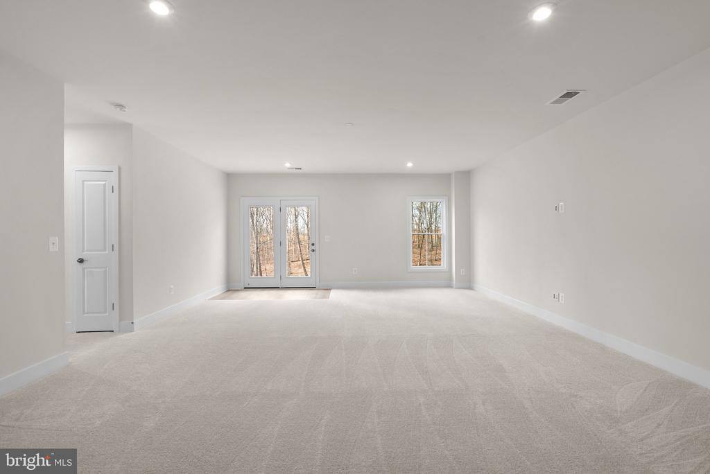 117 Hourglass Ln, Stephenson, VA 22656