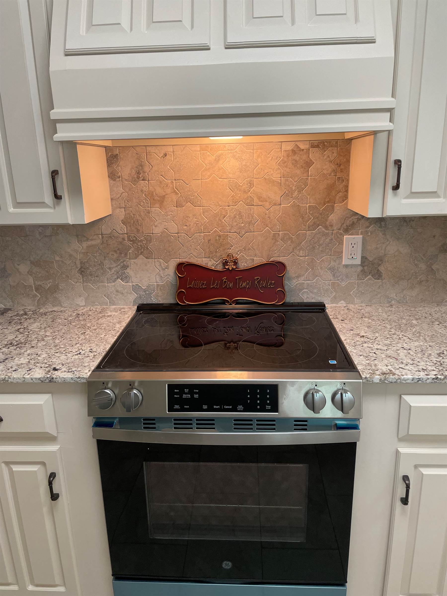 310 Suffolk Avenue, Lafayette, LA 70508