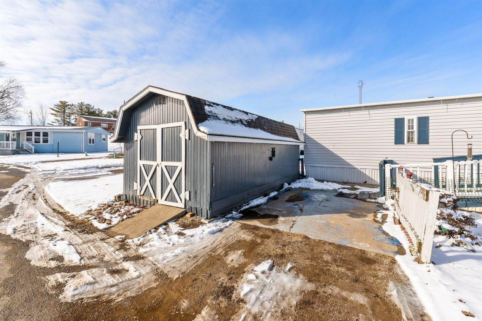 900 Harcourt Road, #14, Mount Vernon, OH 43050