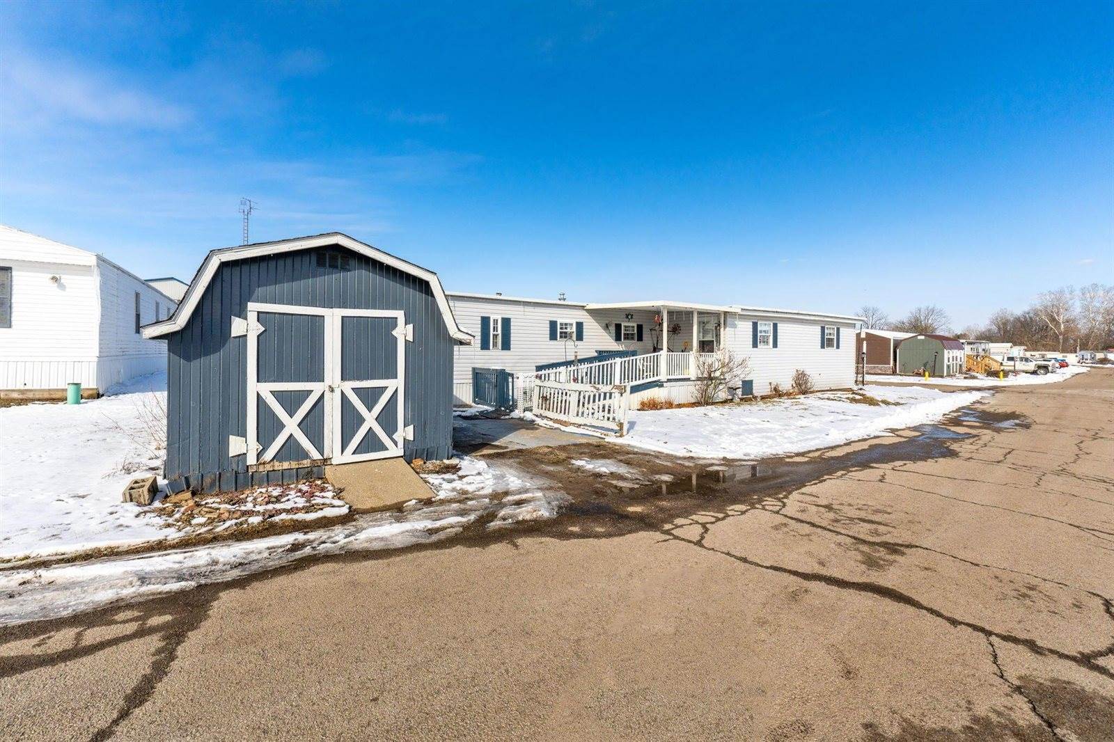 900 Harcourt Road, #14, Mount Vernon, OH 43050