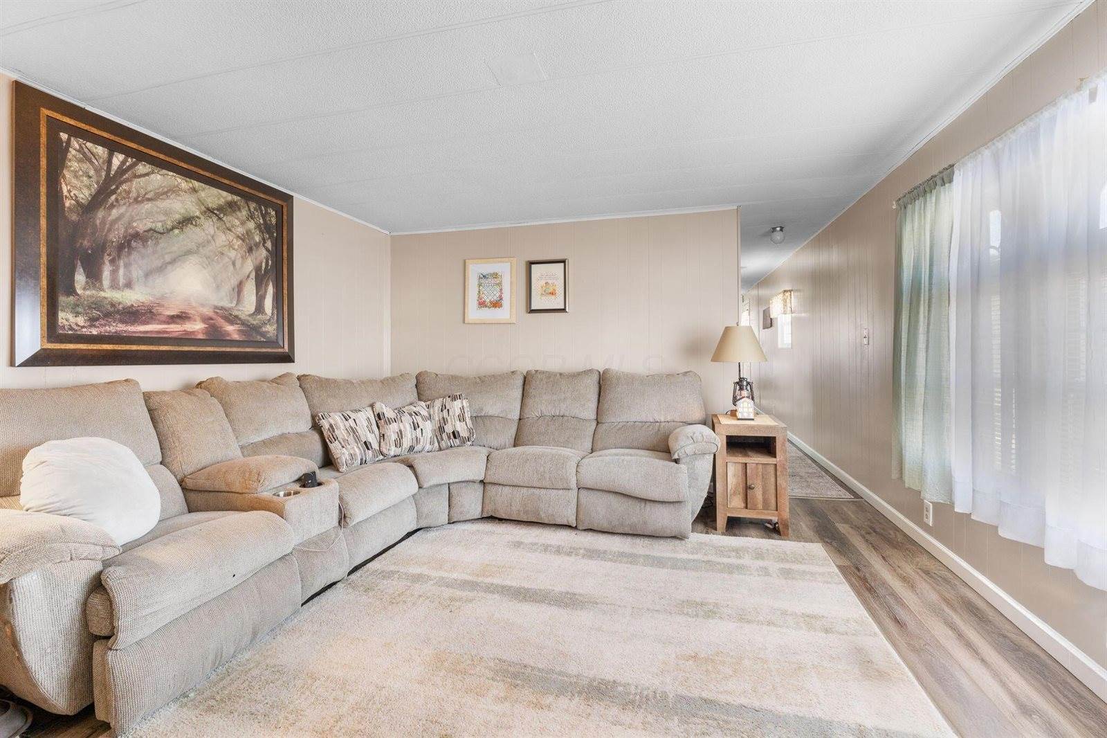 900 Harcourt Road, #14, Mount Vernon, OH 43050