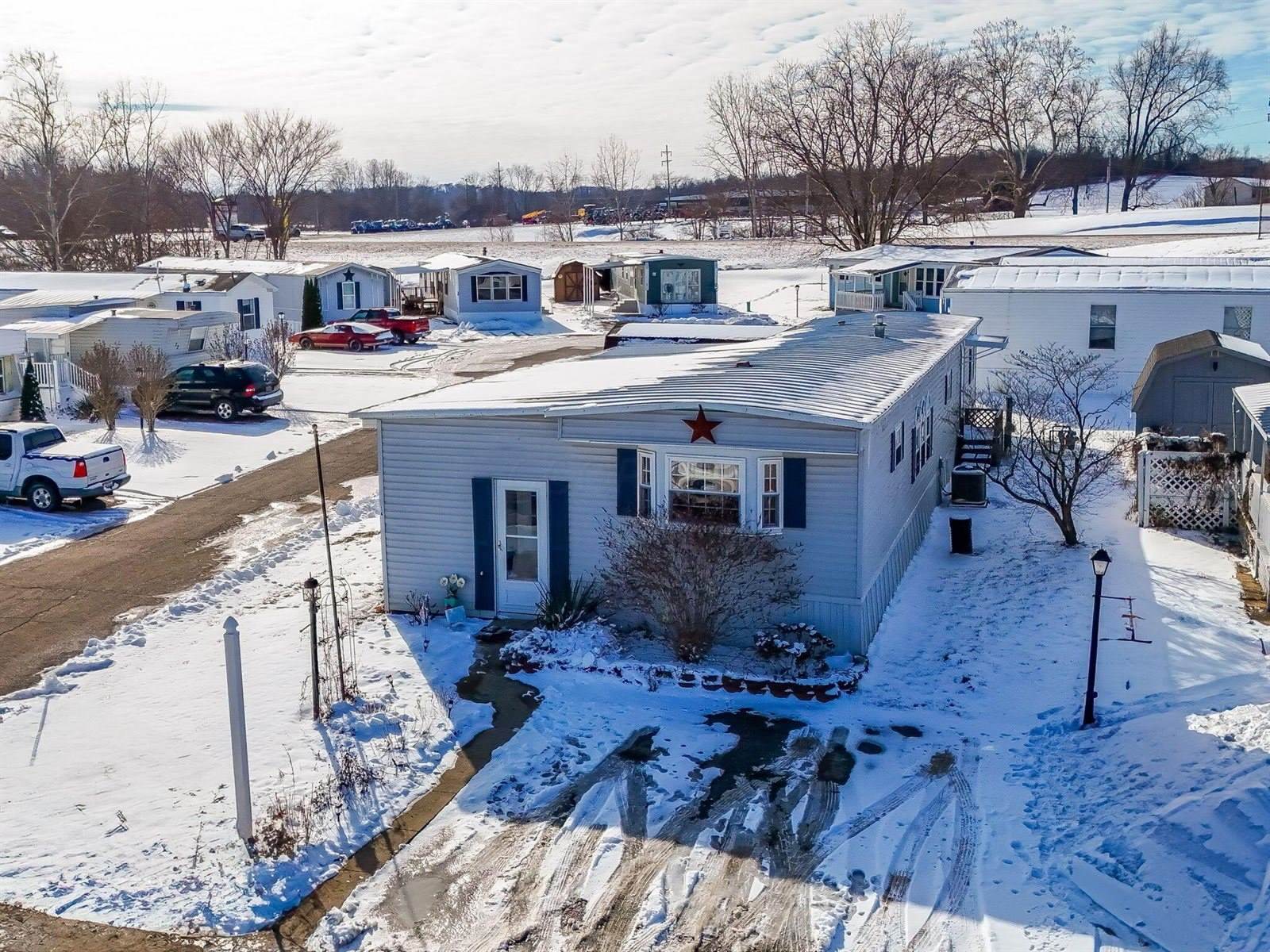 900 Harcourt Road, #14, Mount Vernon, OH 43050