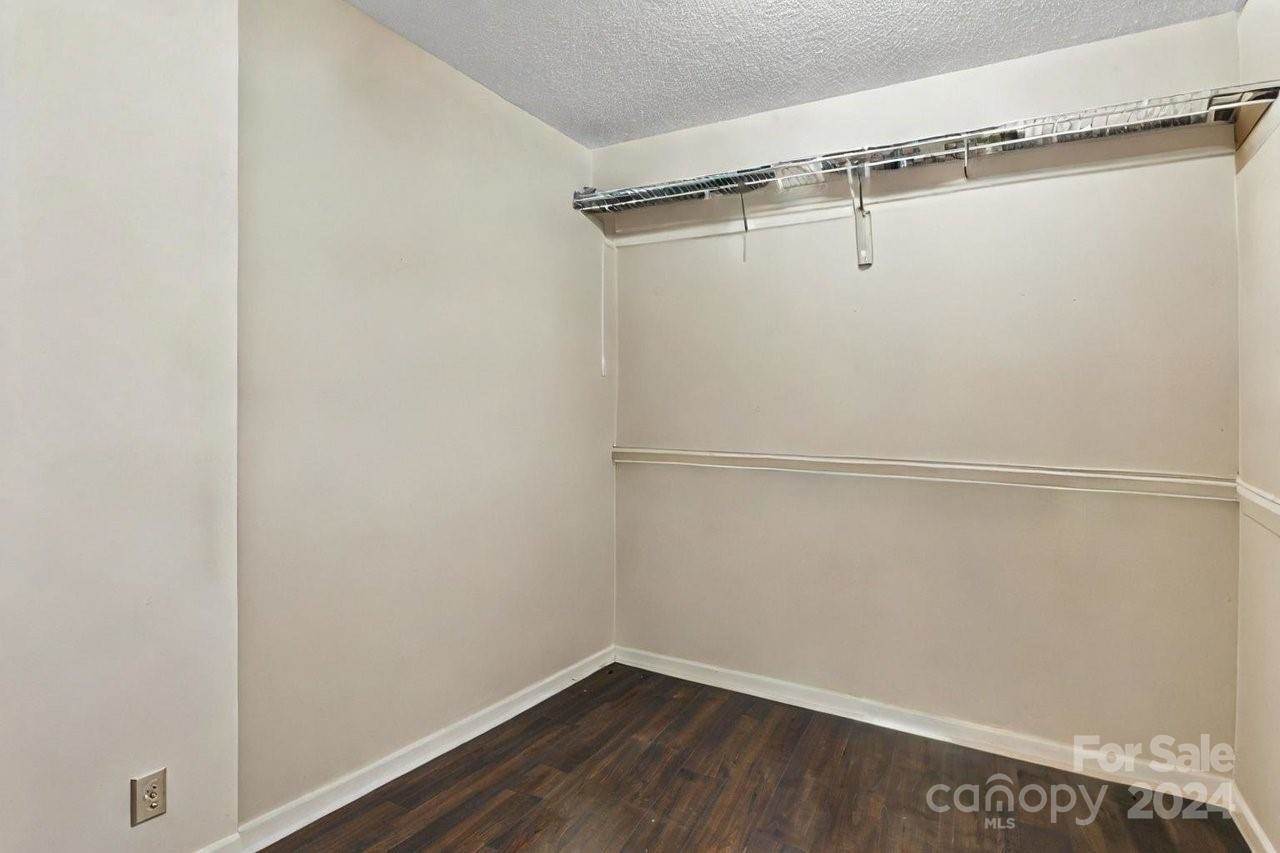 604 Castlefin Court, Statesville, NC 28625