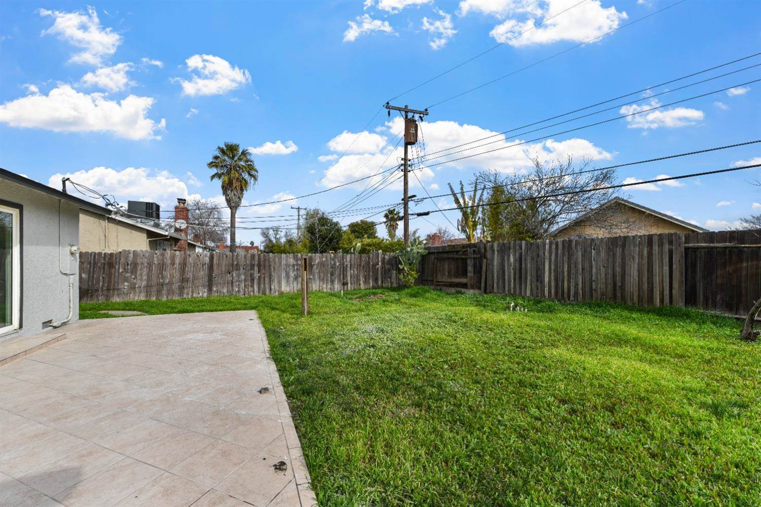 7675 22nd Street, Sacramento, CA 95832