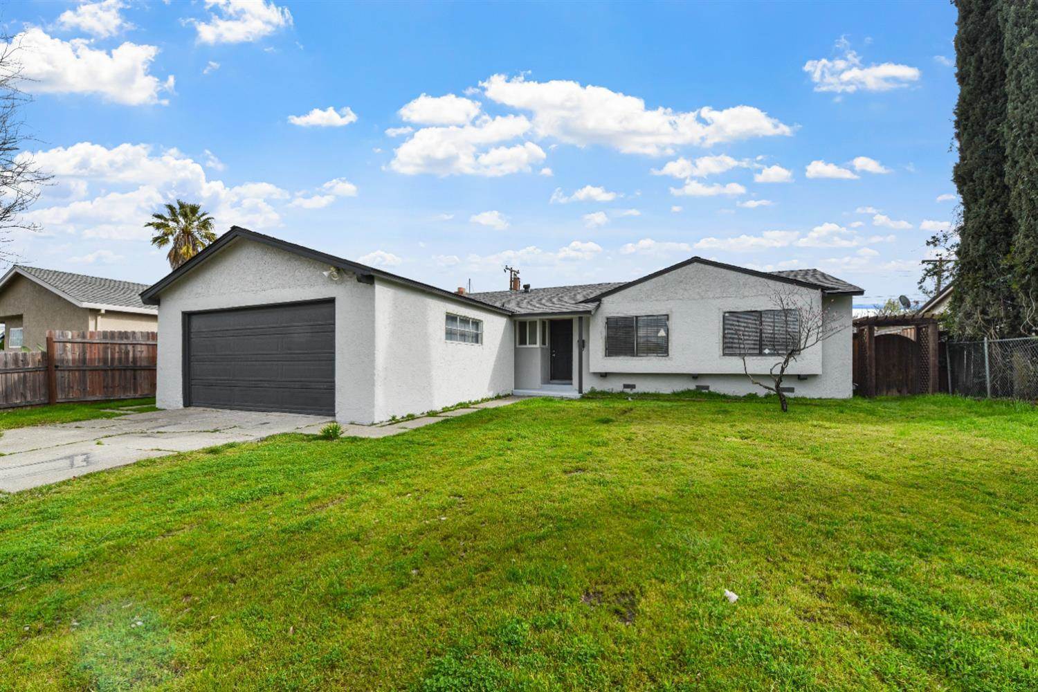 7675 22nd Street, Sacramento, CA 95832