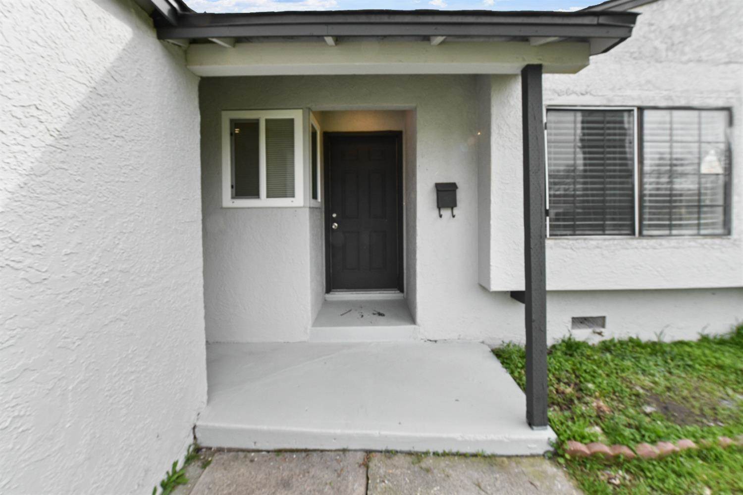 7675 22nd Street, Sacramento, CA 95832