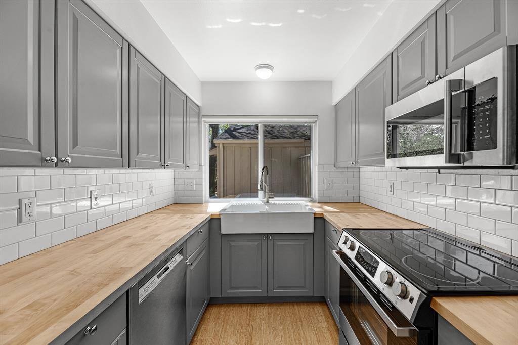 2326 West Settlers Way, The Woodlands, TX 77380