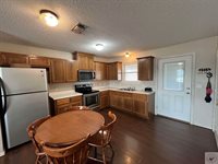 365 Houston St, Maud, TX 75567