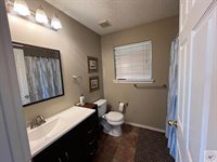 365 Houston St, Maud, TX 75567