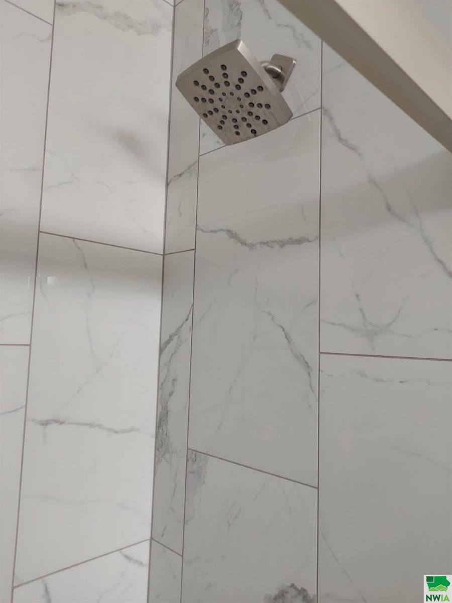 2605 S Mulberry St., Sioux City, IA 51106