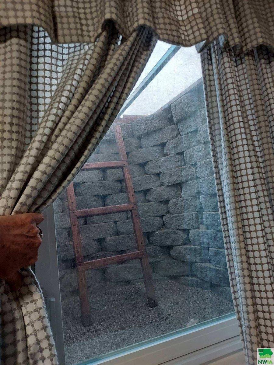 2605 S Mulberry St., Sioux City, IA 51106