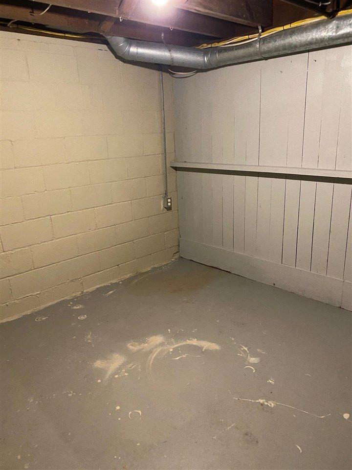 685 Barbour, Terre Haute, IN 47804