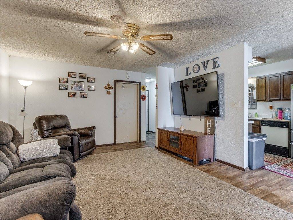 2317 7th Street, Prague, OK 74864