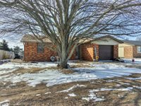 2317 7th Street, Prague, OK 74864