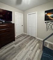 115 NE Arlington Dr, Lawton, OK 73507