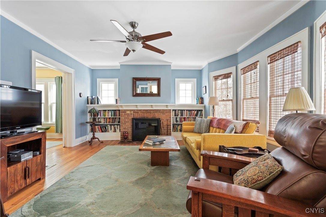 321 Kensington Road, Syracuse, NY 13210