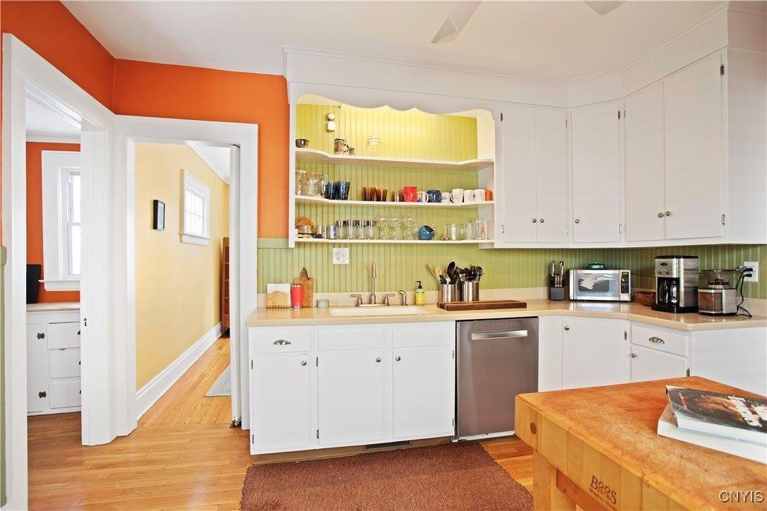 321 Kensington Road, Syracuse, NY 13210