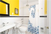 321 Kensington Road, Syracuse, NY 13210