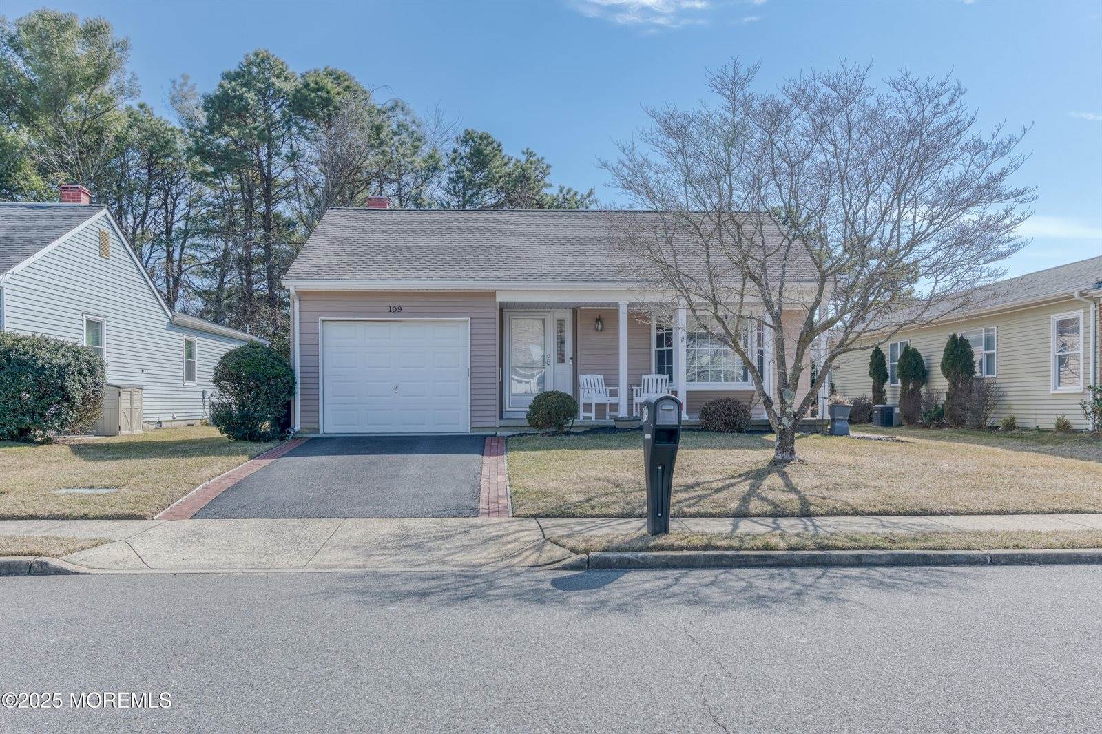 109 Paradise Boulevard, Toms River, NJ 08757