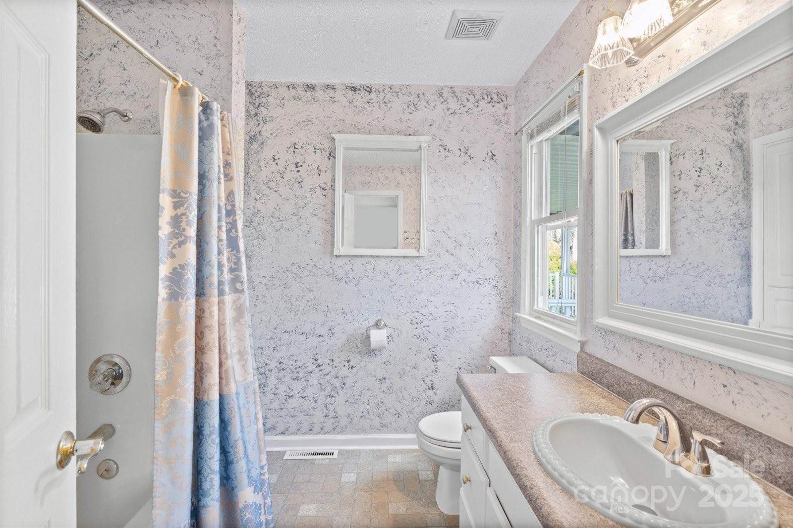 926 Lone Oak Lane, Mooresville, NC 28115