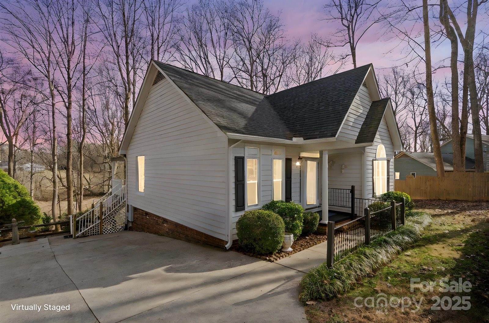 926 Lone Oak Lane, Mooresville, NC 28115