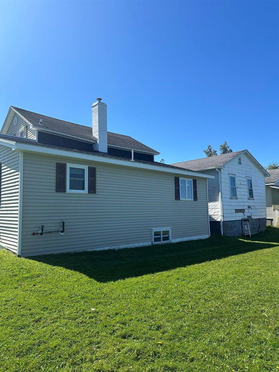 477 Main Street, Saint Agatha, ME 04772