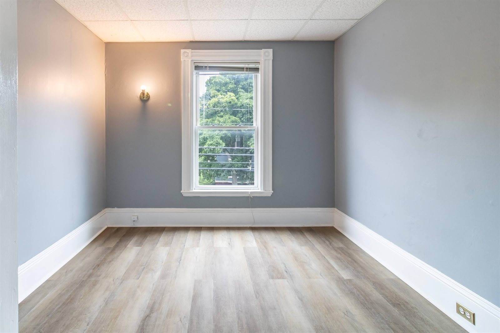 89 State Street, Brewer, ME 04412