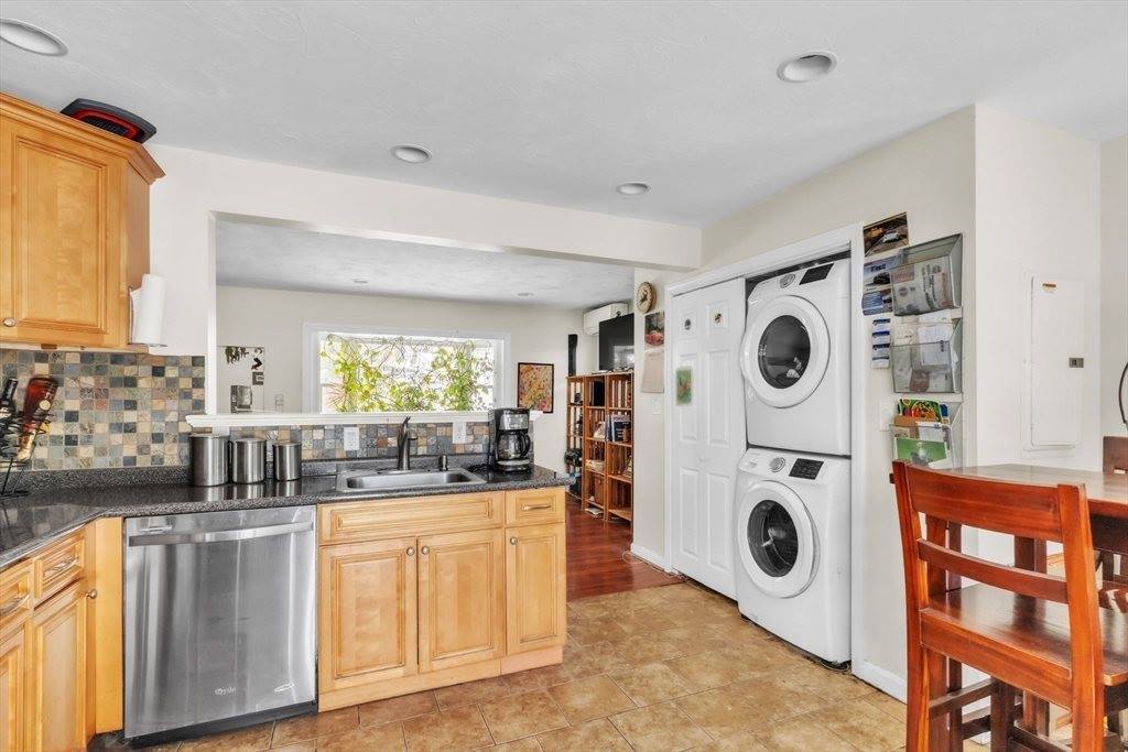 1139 Edgell Rd, Framingham, MA 01701