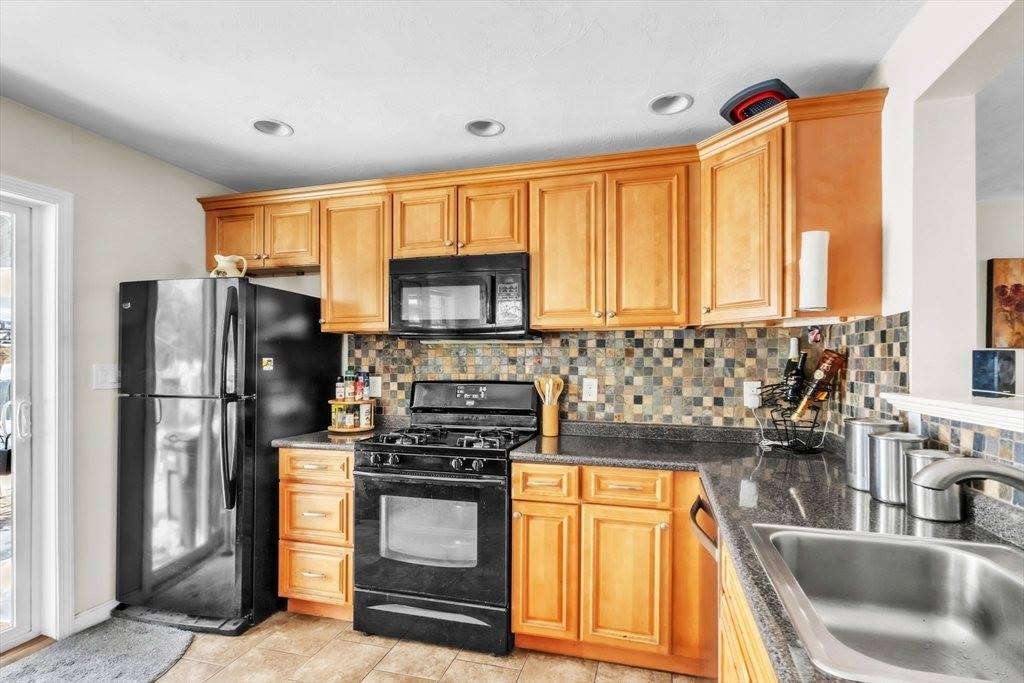 1139 Edgell Rd, Framingham, MA 01701