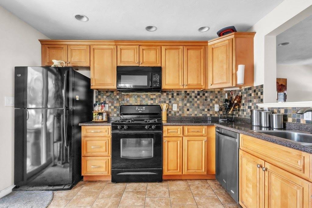 1139 Edgell Rd, Framingham, MA 01701