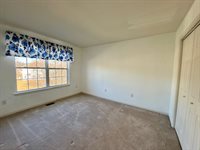 199 Milbury Rd, Coatesville, PA 19320