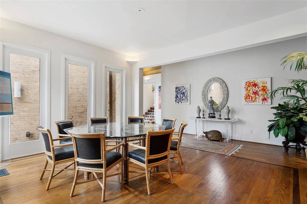 1819 Westover Square, Fort Worth, TX 76107