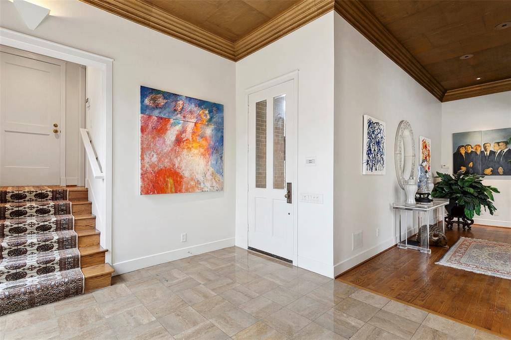 1819 Westover Square, Fort Worth, TX 76107