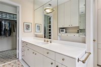 1819 Westover Square, Fort Worth, TX 76107