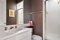 1819 Westover Square, Fort Worth, TX 76107